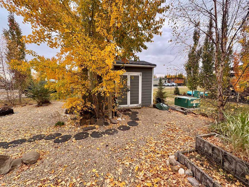 41019 Range Road 11 - Photo 1