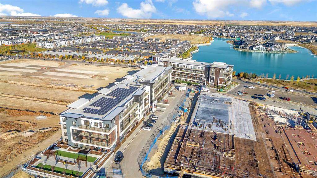 1802 Mahogany Boulevard - Photo 1