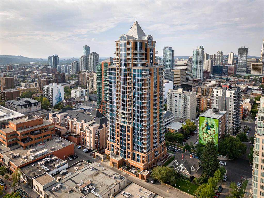 817 15 Avenue - Photo 1