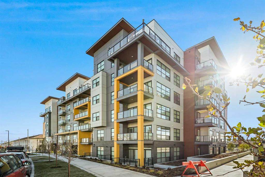 370 Dieppe Drive - Photo 1