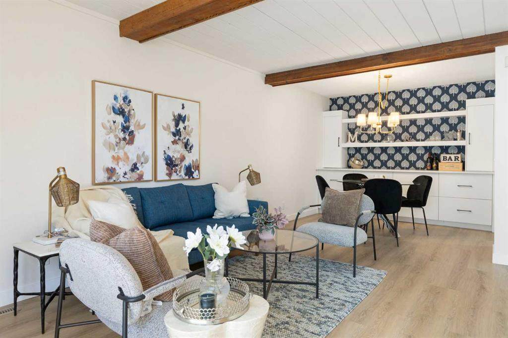 4915 45 Street - Photo 1