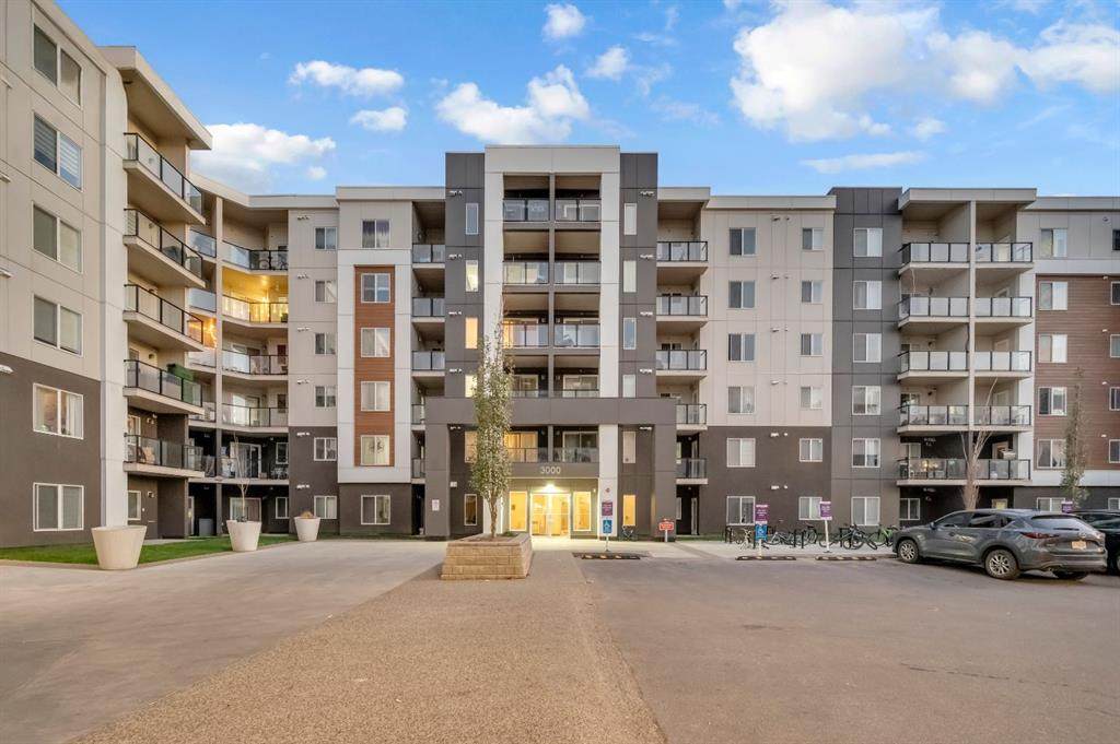 4641 128 Avenue - Photo 1