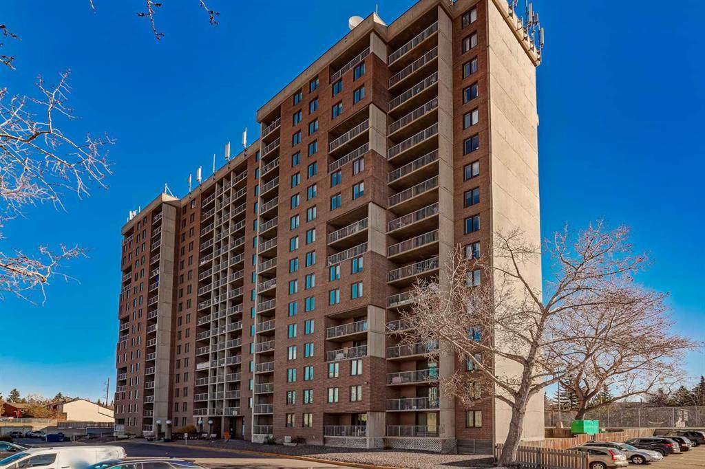 4944 Dalton Drive - Photo 1