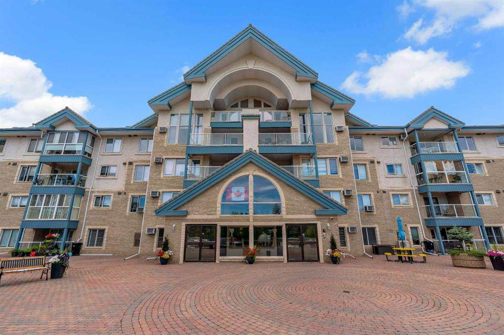 7229 Sierra Morena Boulevard - Photo 1