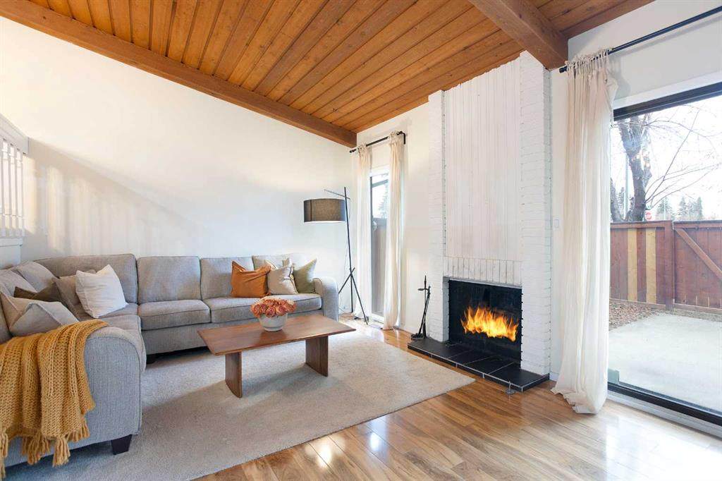 10030 Oakmoor Way - Photo 1