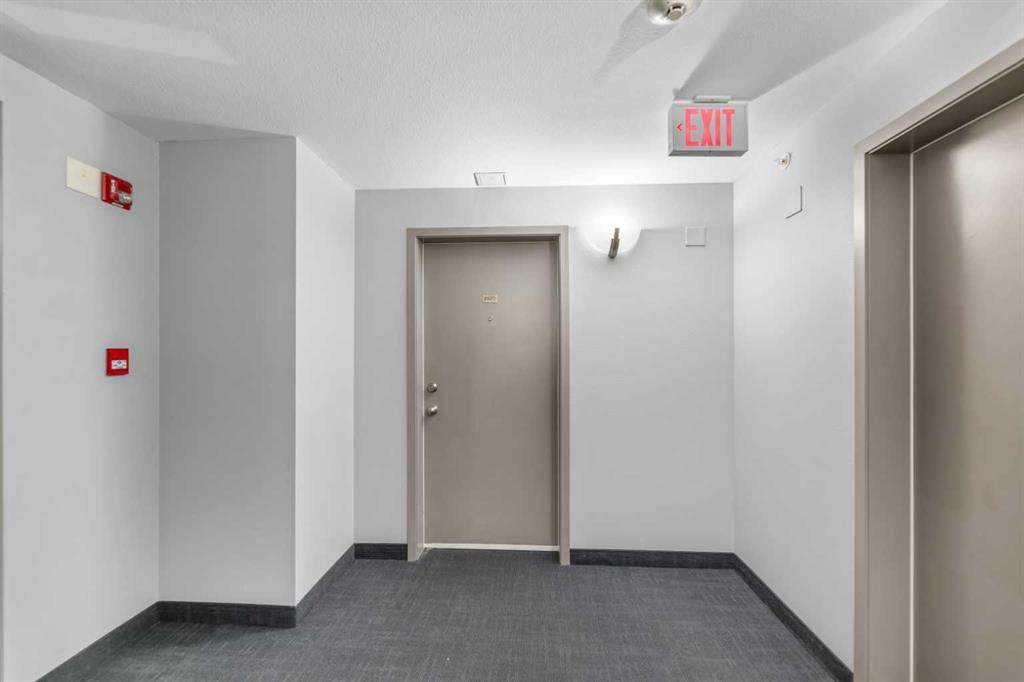 https://bt-photos.global.ssl.fastly.net/calgary/orig_boomver_1_A2271095-2.jpg