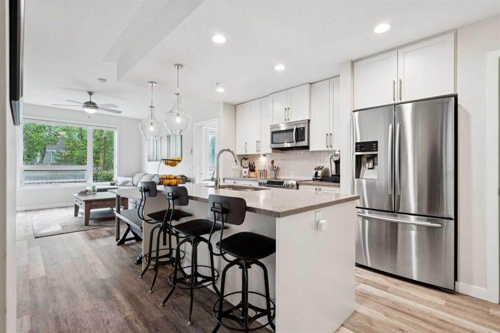 8531 8A Avenue - Photo 1