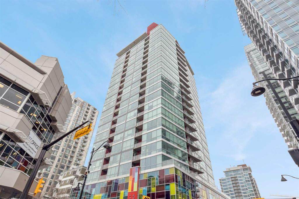 135 13 Avenue - Photo 1