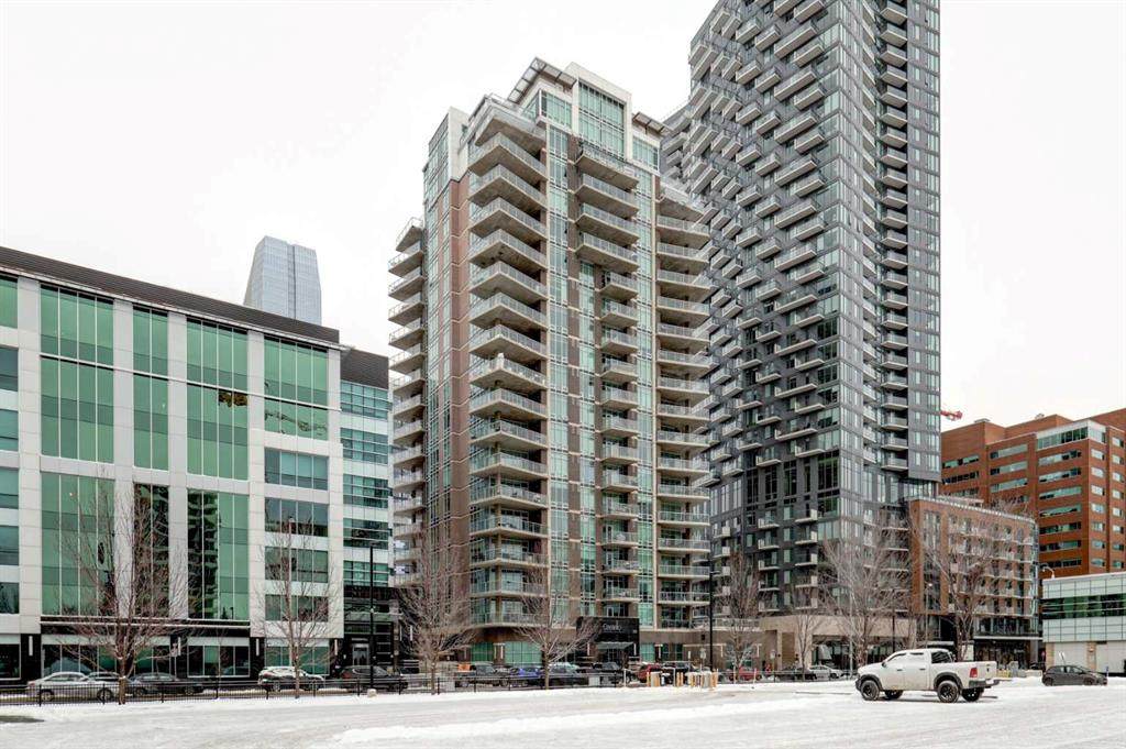 530 12 Avenue - Photo 1