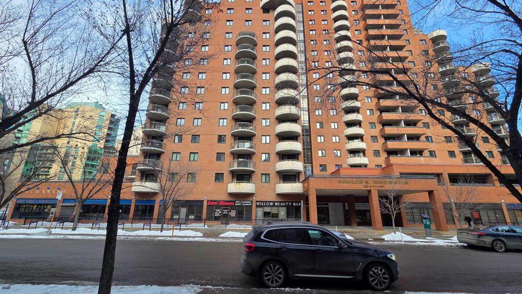 738 3 Avenue - Photo 1