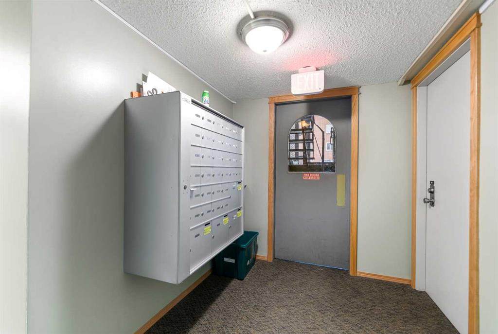 https://bt-photos.global.ssl.fastly.net/calgary/orig_boomver_1_A2275879-2.jpg