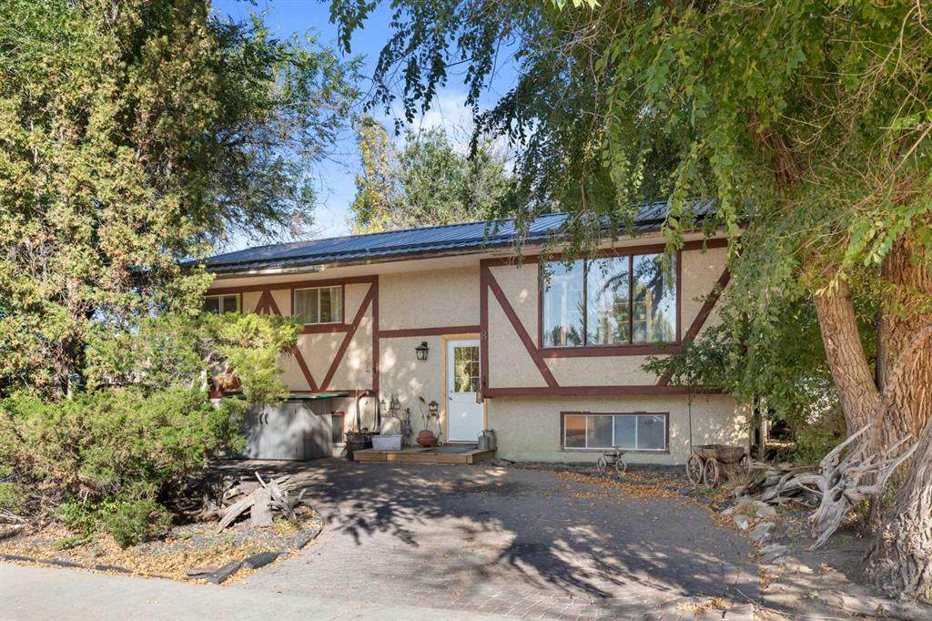 8 Cypress Way - Photo 1