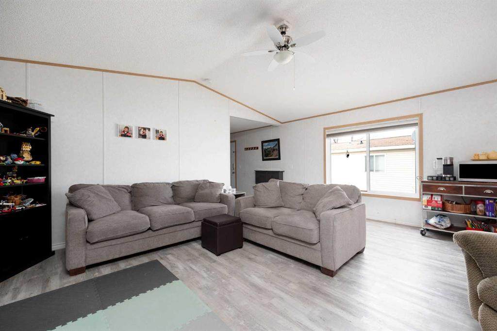 https://bt-photos.global.ssl.fastly.net/calgary/orig_boomver_1_A2276930-2.jpg