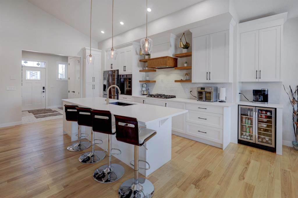 198 Bayview Circle - Photo 1