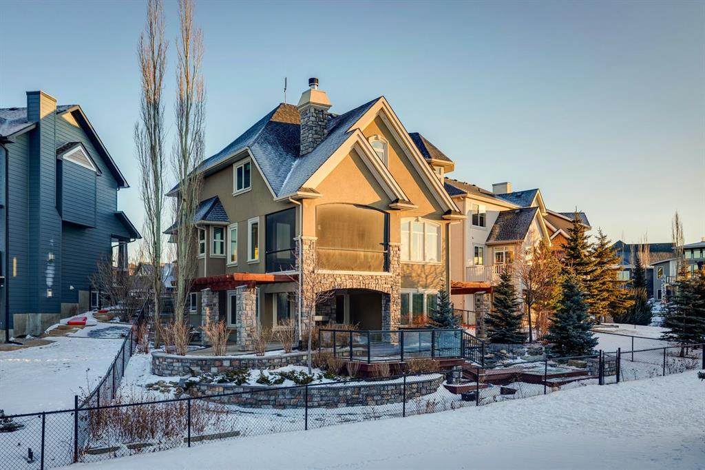 135 Coopers Hill - Photo 1