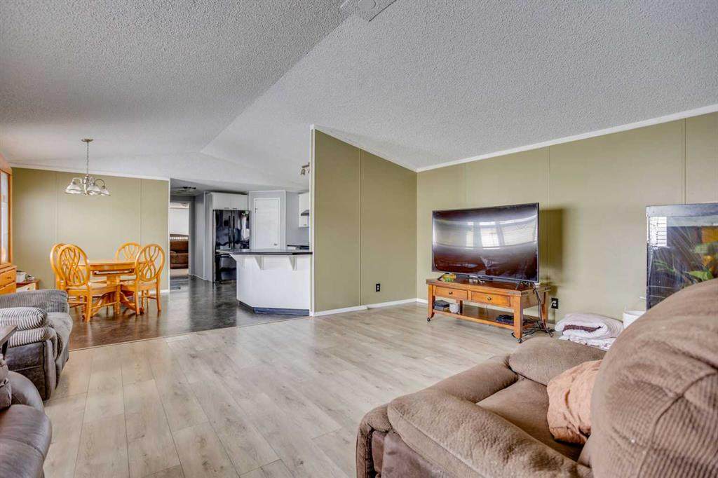 https://bt-photos.global.ssl.fastly.net/calgary/orig_boomver_1_A2278618-2.jpg