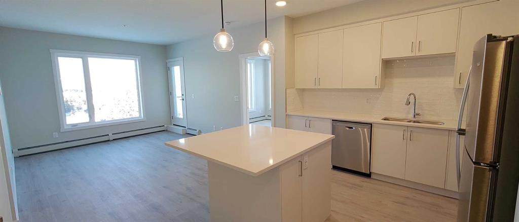 660 Shawnee Square - Photo 1