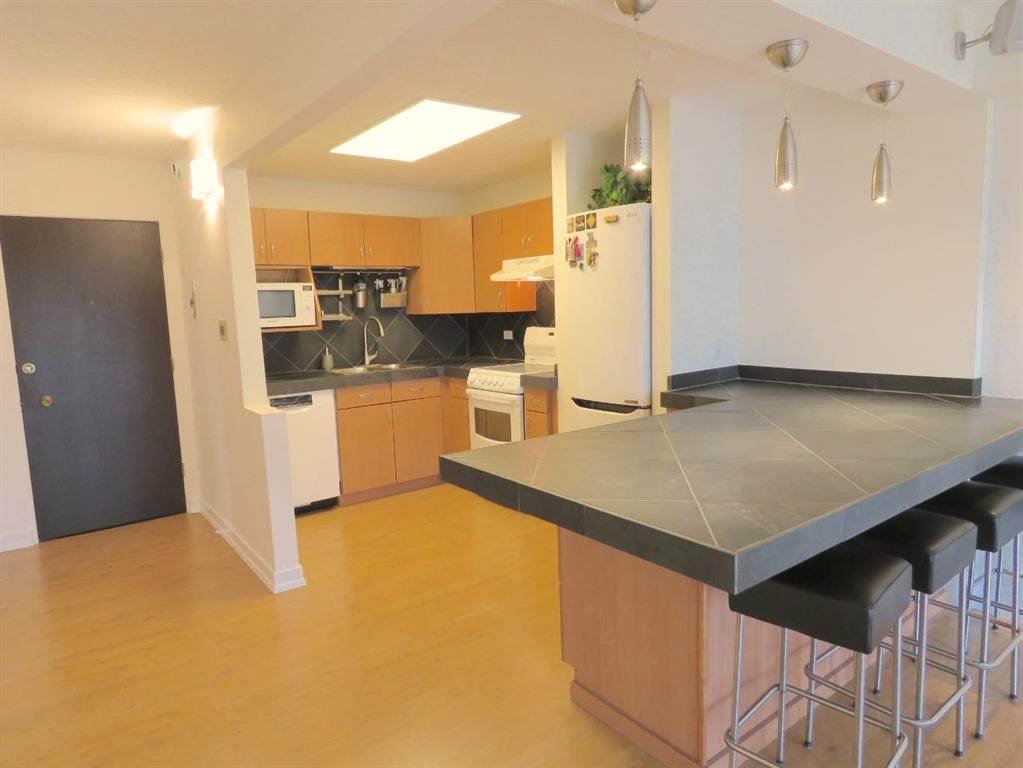 https://bt-photos.global.ssl.fastly.net/calgary/orig_boomver_1_A2280165-2.jpg