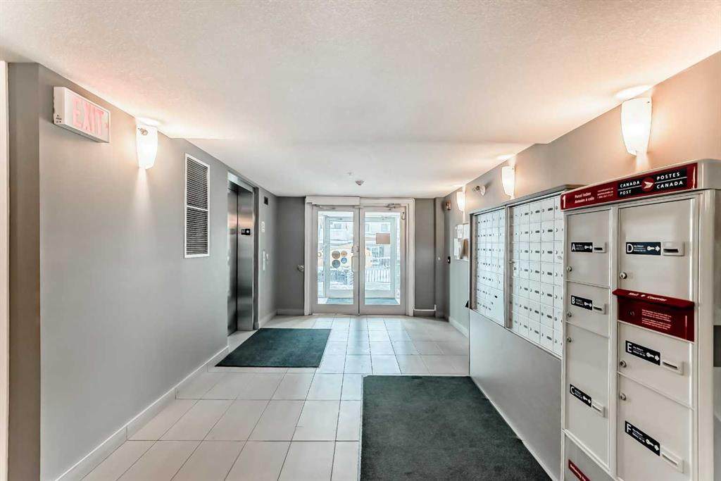 https://bt-photos.global.ssl.fastly.net/calgary/orig_boomver_1_A2280954-2.jpg