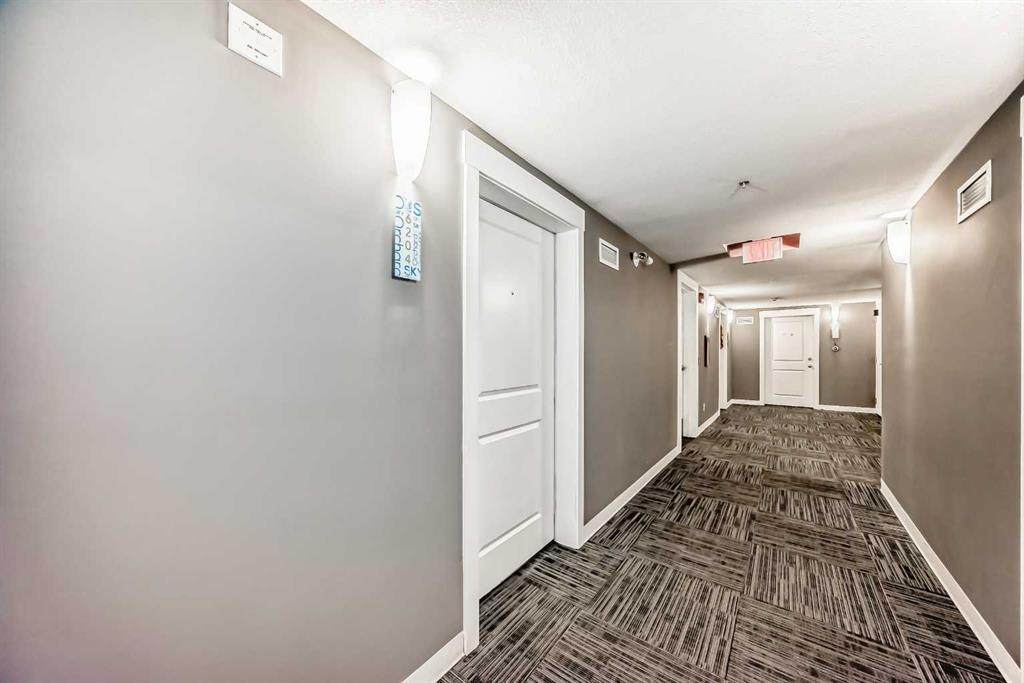https://bt-photos.global.ssl.fastly.net/calgary/orig_boomver_1_A2280954-2.jpg