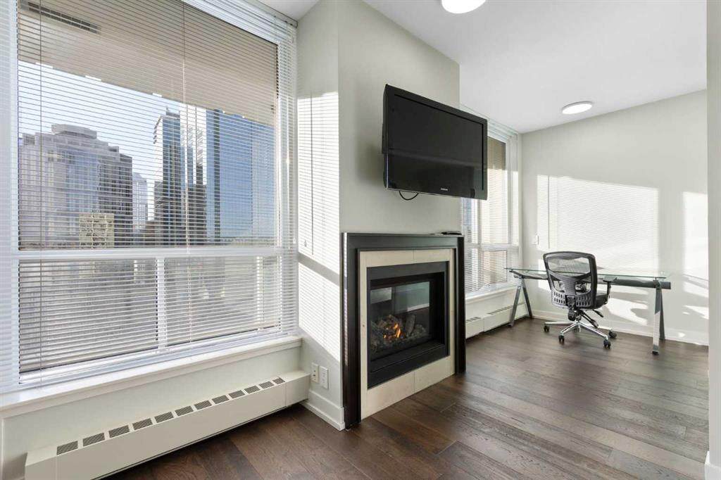 222 Riverfront Avenue - Photo 1