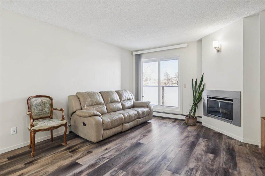 https://bt-photos.global.ssl.fastly.net/calgary/orig_boomver_1_A2281022-2.jpg