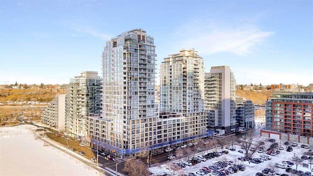 222 Riverfront Avenue - Photo 1