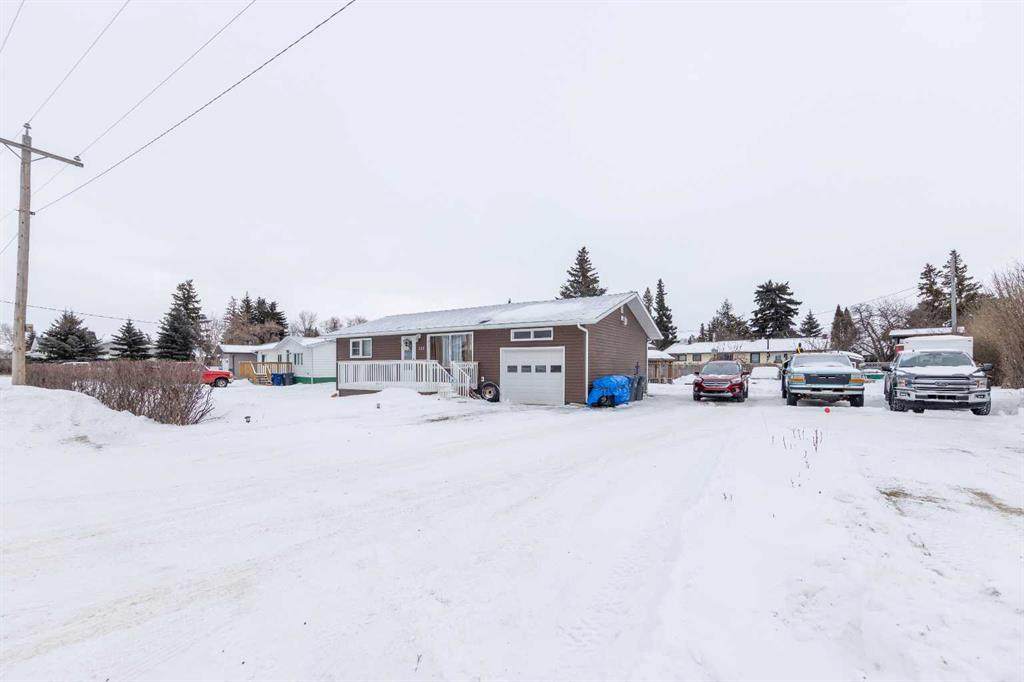 111 4 Avenue - Photo 1