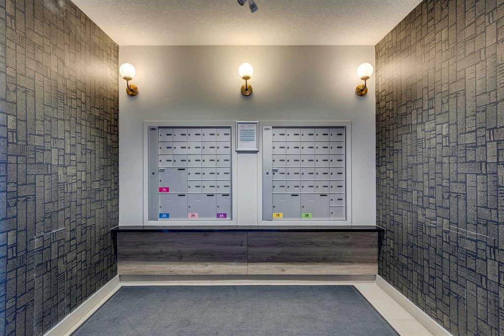 https://bt-photos.global.ssl.fastly.net/calgary/orig_boomver_1_A2282472-2.jpg