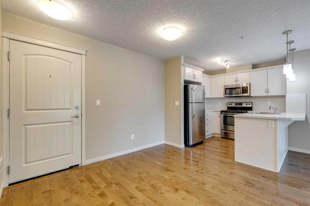 https://bt-photos.global.ssl.fastly.net/calgary/orig_boomver_1_A2282535-2.jpg