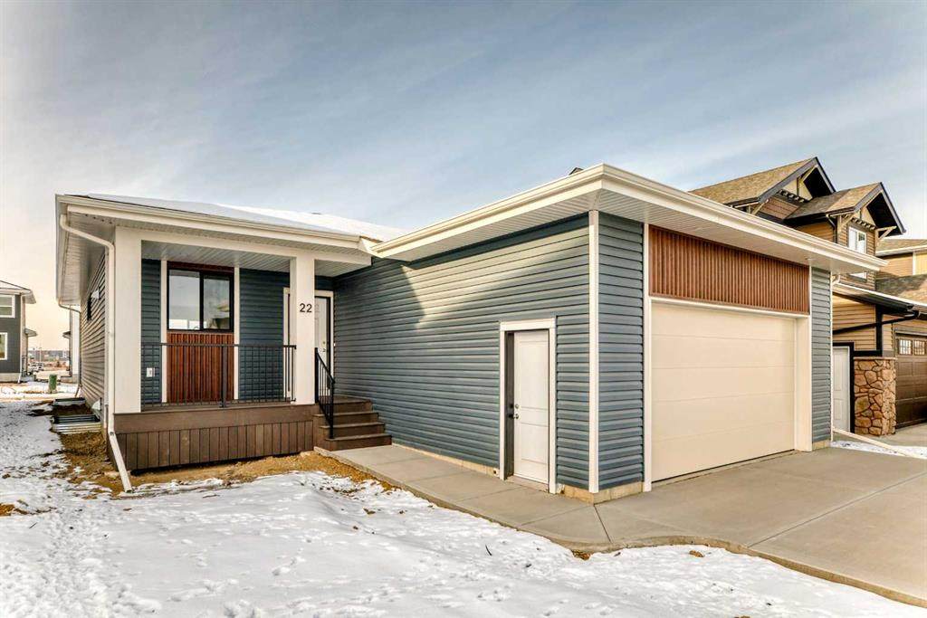22 Tagish Avenue - Photo 1