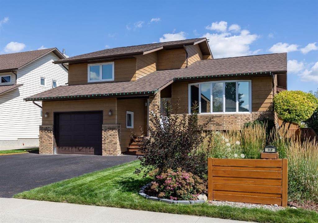 32 Rideau Close - Photo 1