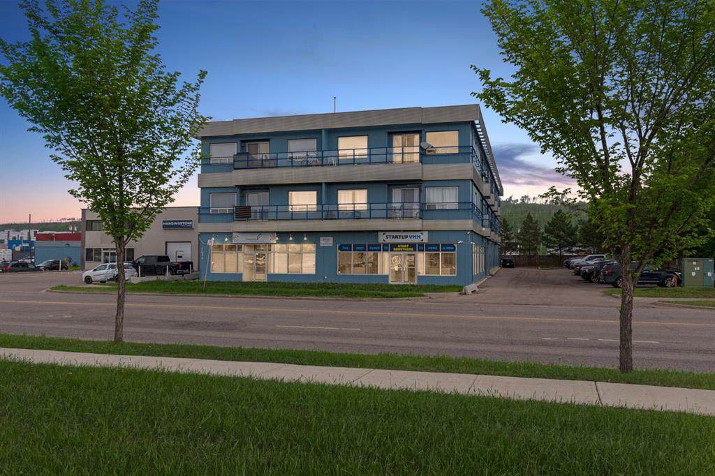 8026 Franklin Avenue - Photo 1