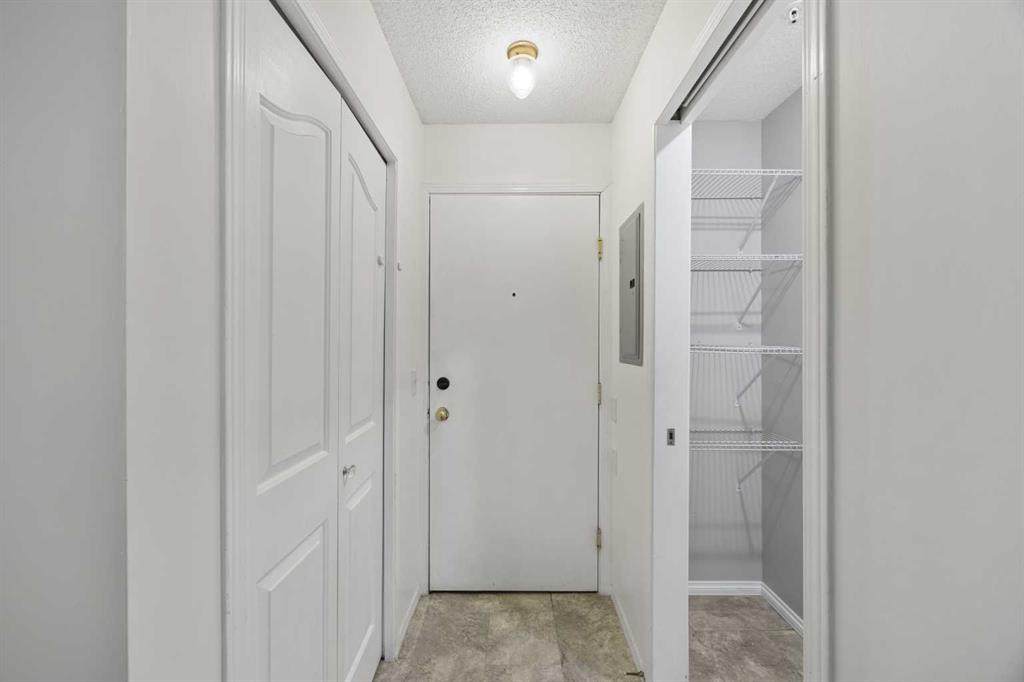 https://bt-photos.global.ssl.fastly.net/calgary/orig_boomver_1_A2283664-2.jpg