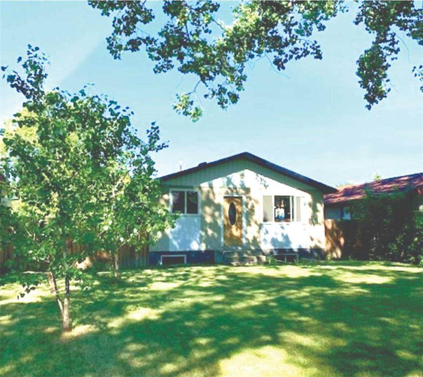 3042 31A Street - Photo 1