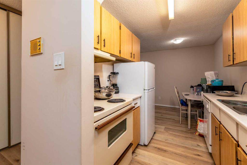 https://bt-photos.global.ssl.fastly.net/calgary/orig_boomver_1_A2284970-2.jpg