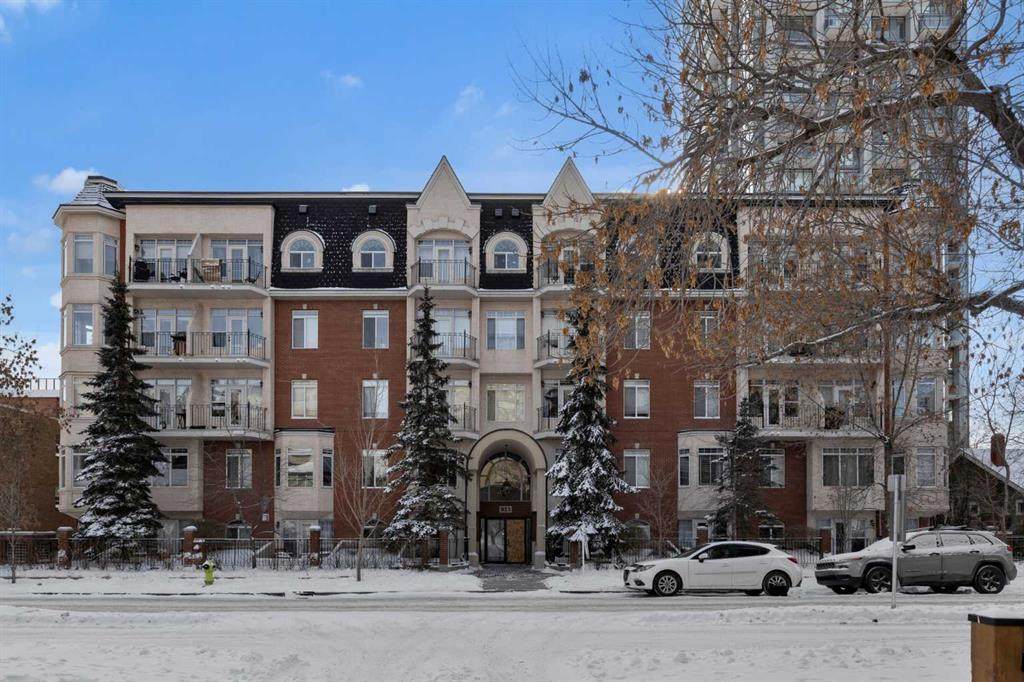 923 15 Avenue - Photo 1