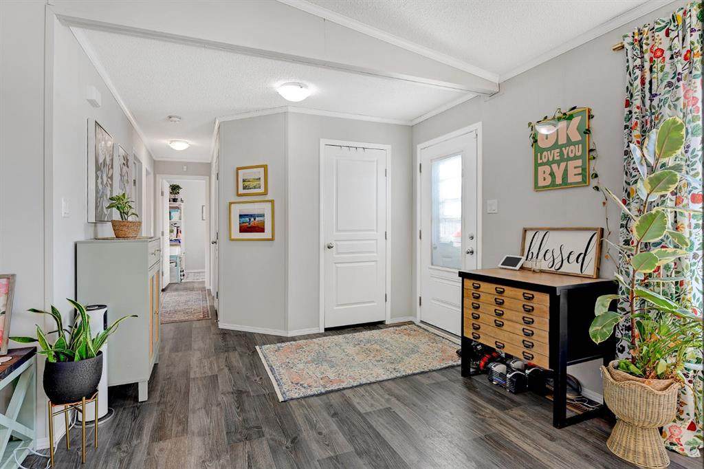 https://bt-photos.global.ssl.fastly.net/calgary/orig_boomver_1_A2285583-2.jpg