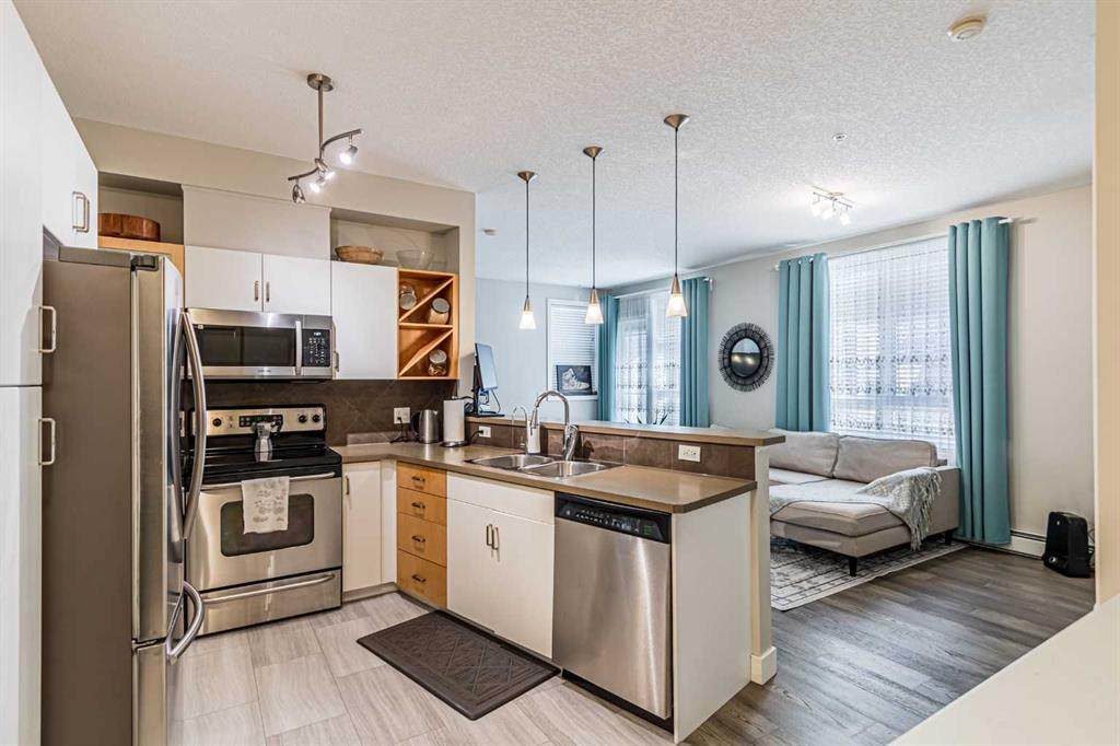https://bt-photos.global.ssl.fastly.net/calgary/orig_boomver_1_A2285621-2.jpg