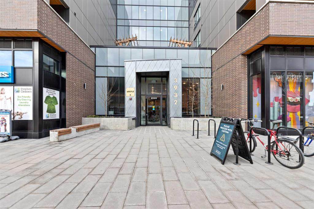 3932 University Avenue - Photo 1