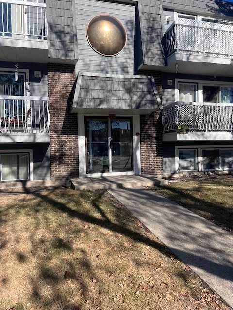 4814 46 Street - Photo 1