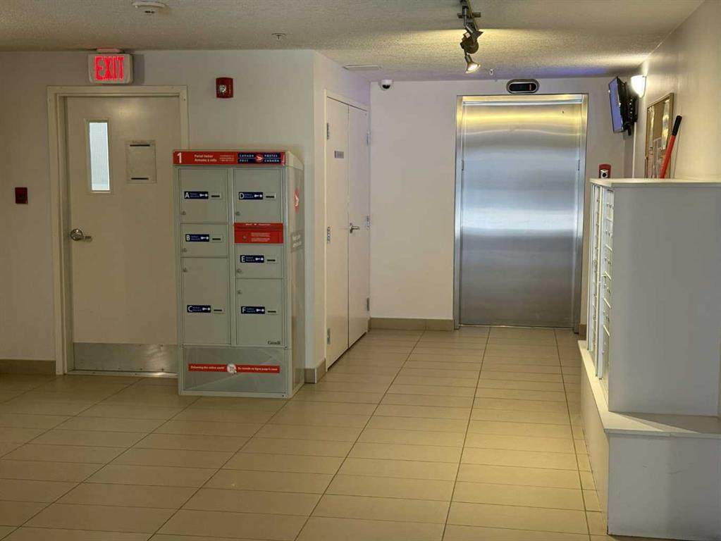 https://bt-photos.global.ssl.fastly.net/calgary/orig_boomver_1_A2286350-2.jpg