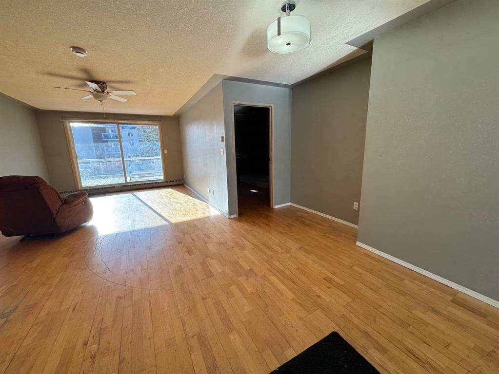 https://bt-photos.global.ssl.fastly.net/calgary/orig_boomver_1_A2286389-2.jpg