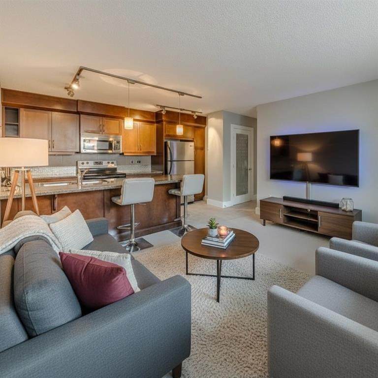 1534 15 Avenue - Photo 1