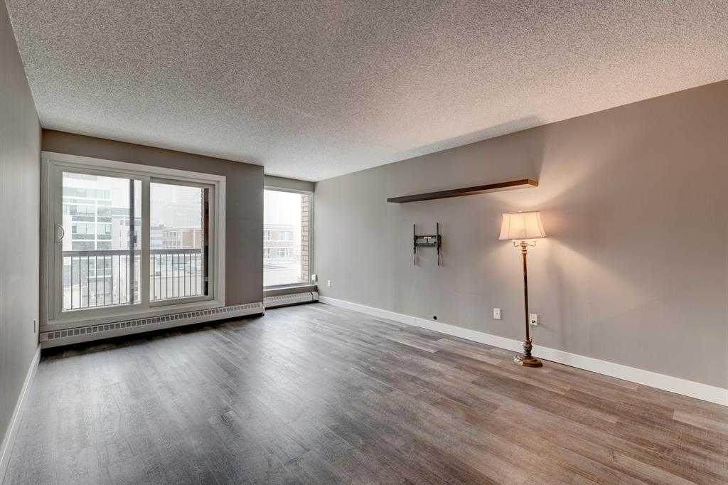 https://bt-photos.global.ssl.fastly.net/calgary/orig_boomver_1_A2286913-2.jpg