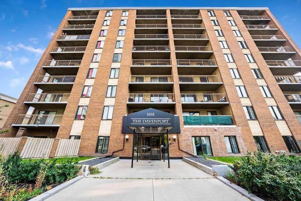 1011 12 Avenue - Photo 1