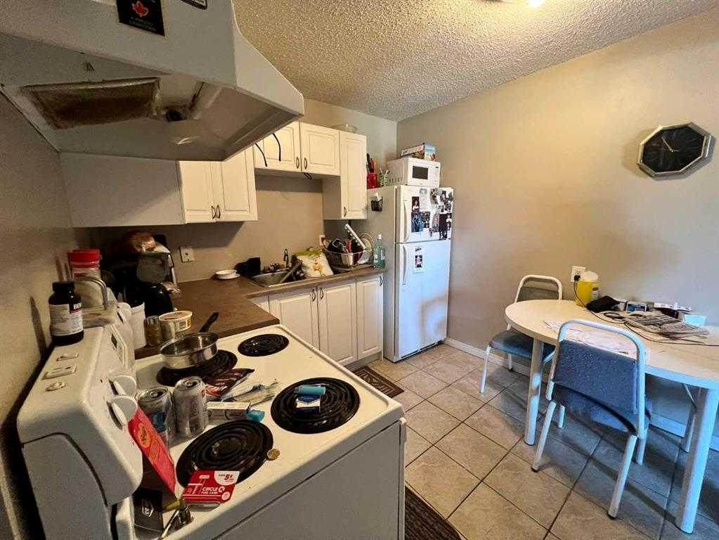 https://bt-photos.global.ssl.fastly.net/calgary/orig_boomver_1_A2287015-2.jpg