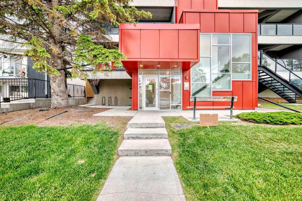 https://bt-photos.global.ssl.fastly.net/calgary/orig_boomver_1_A2287195-2.jpg