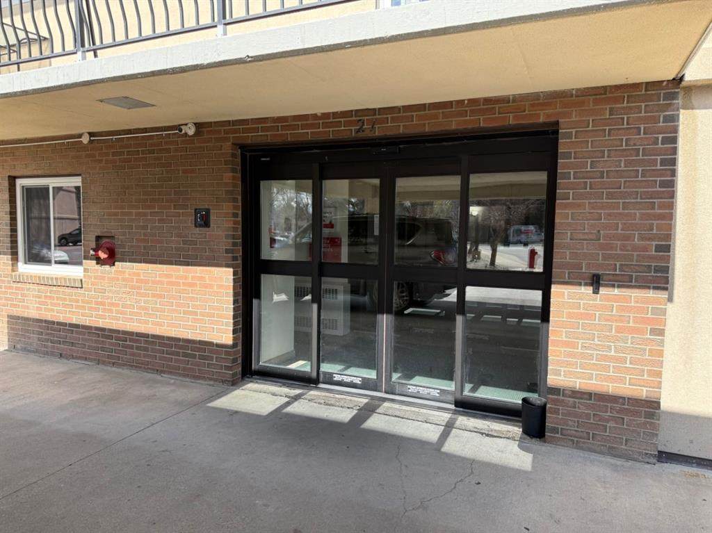 https://bt-photos.global.ssl.fastly.net/calgary/orig_boomver_1_A2287216-2.jpg