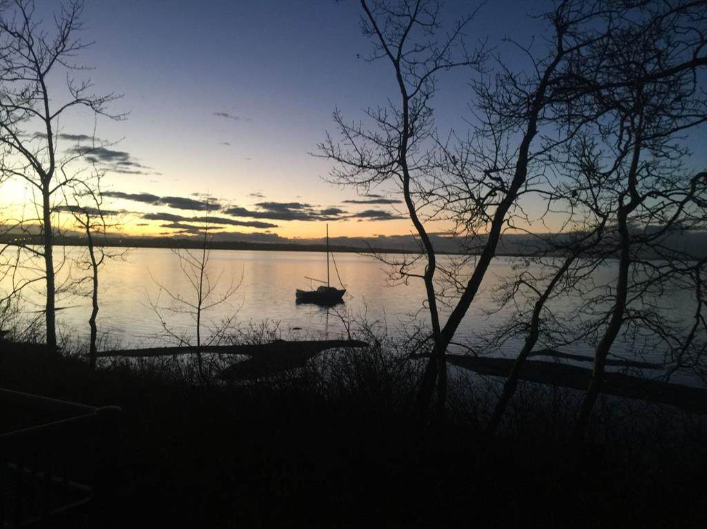 https://bt-photos.global.ssl.fastly.net/calgary/orig_boomver_1_A2287397-2.jpg